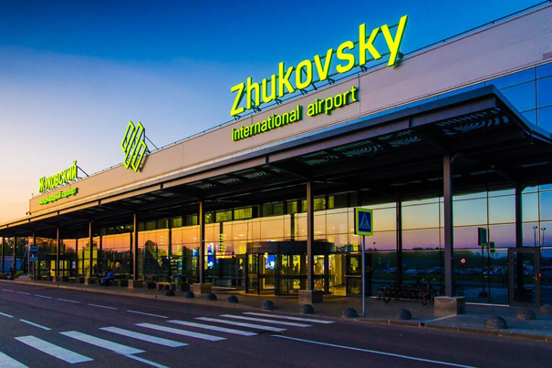 Реклама в аэропорту Жуковский
