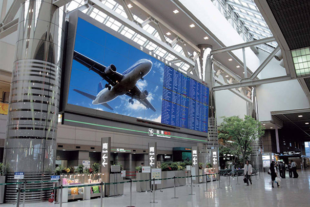 Реклама в аэропортах России