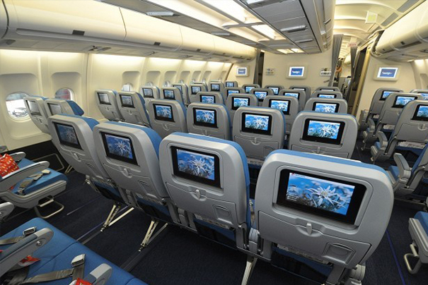 Размещение видеорекламы на мониторах в спинках кресел на борту в самолётах авиакомпании Аэрофлот