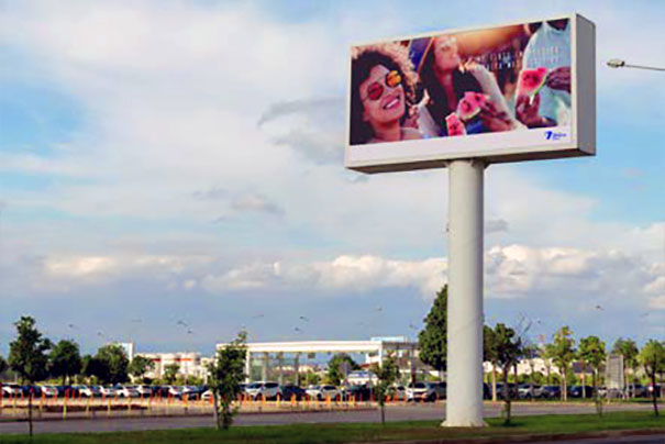 Размещение рекламы на билбордах в аэропорту в Анталии